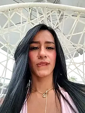 Noya – webcam model profile photo Image 16