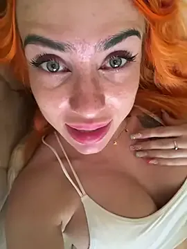 KaraNoir – webcam model profile photo Image 3