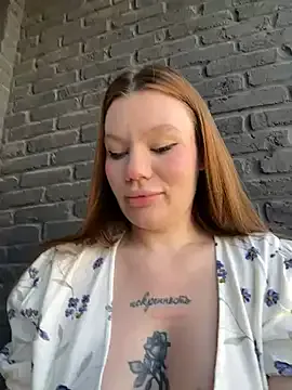 CelesteCoquette – webcam model profile photo Image 2