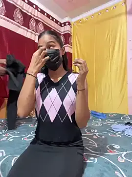 LyraCarvajal – webcam model profile photo Image 11