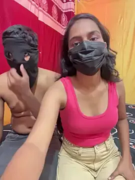 LyraCarvajal – webcam model profile photo Image 9