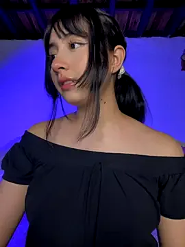 NILMINI-SHERON – webcam model profile photo Image 15