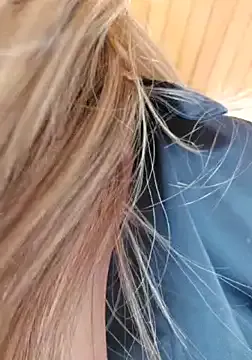 MartinaWolf – webcam model profile photo Image 11