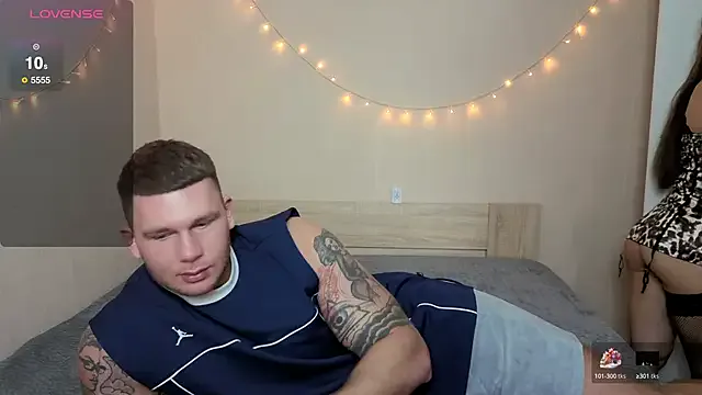 Glamour tagged live sex cams