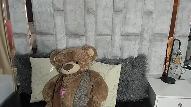 ivenxxxvain – webcam model profile photo Image 12