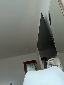 AvaHulw – webcam model profile photo Image 6