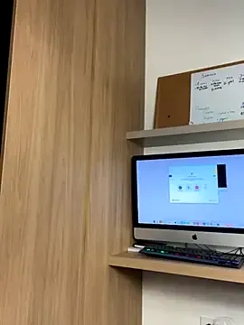 KataKovalenko – webcam model profile photo Image 16