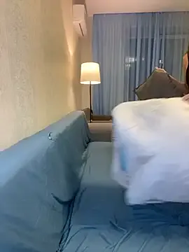 AprilXXS – webcam model profile photo Image 13