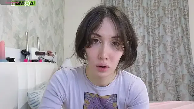 Amylewiss – webcam model profile photo Image 16