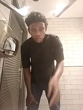 LisWalton – webcam model profile photo Image 4