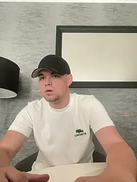 MeganAmber – webcam model profile photo Image 7