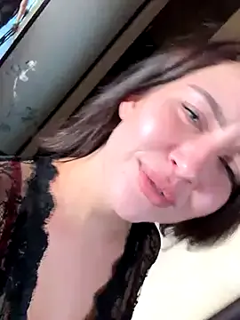 CassieGil – webcam model profile photo Image 7