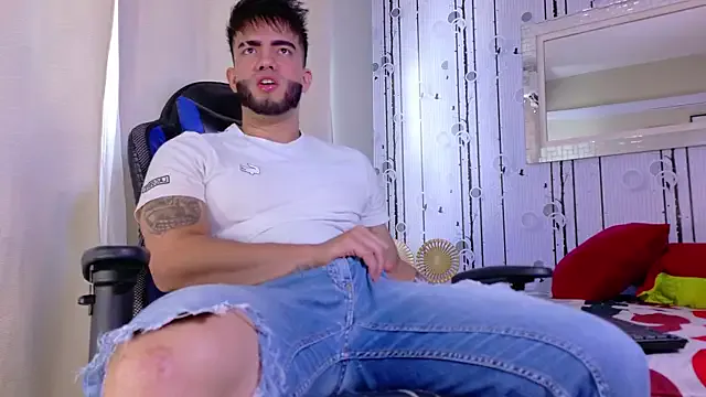 BellaDavies – webcam model profile photo Image 8