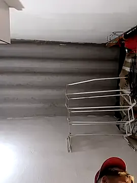 SkyLumen – webcam model profile photo Image 17