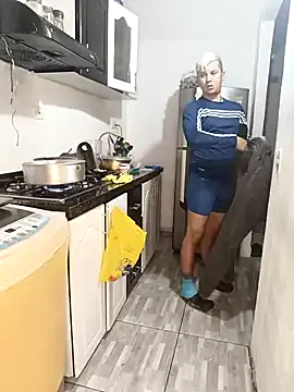 SkyLumen – webcam model profile photo Image 9