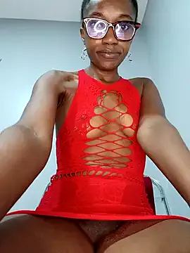 CassieGil – webcam model profile photo Image 10