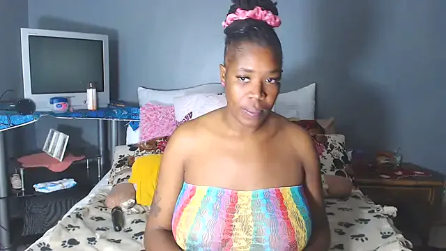 GlamXKate – webcam model profile photo Image 13