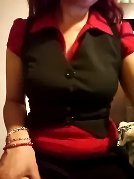 GianaBravo – webcam model profile photo Image 10