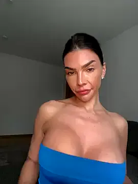 ForbiddenAddictions – webcam model profile photo Image 7