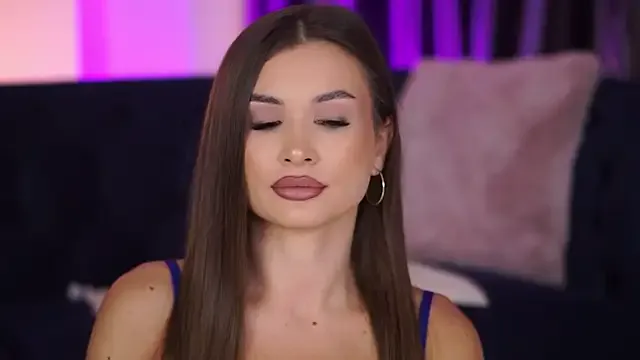 Amandanauty – webcam model profile photo Image 2