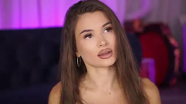 Amandanauty – webcam model profile photo Image 3