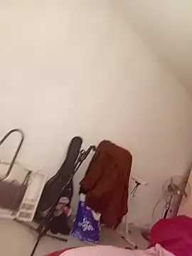 YaraDavis – webcam model profile photo Image 16