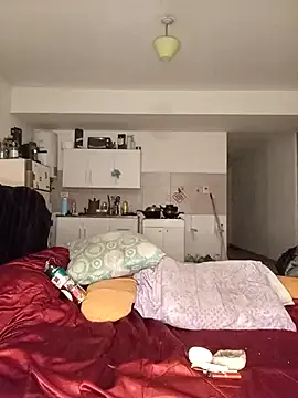 YaraDavis – webcam model profile photo Image 6