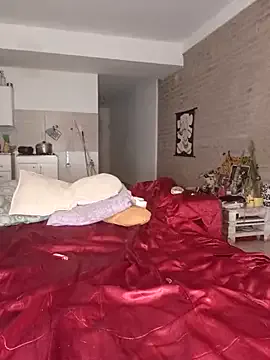 YaraDavis – webcam model profile photo Image 7