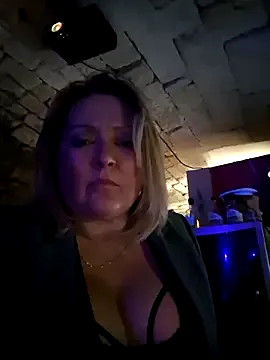 DarkDea – webcam model profile photo Image 12