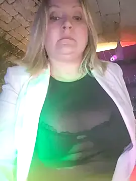 DarkDea – webcam model profile photo Image 8