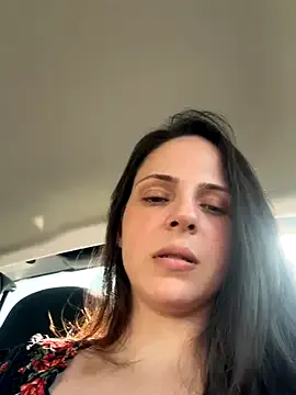 KimKelly13 – webcam model profile photo Image 3