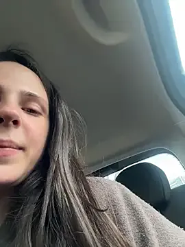 KimKelly13 – webcam model profile photo Image 4