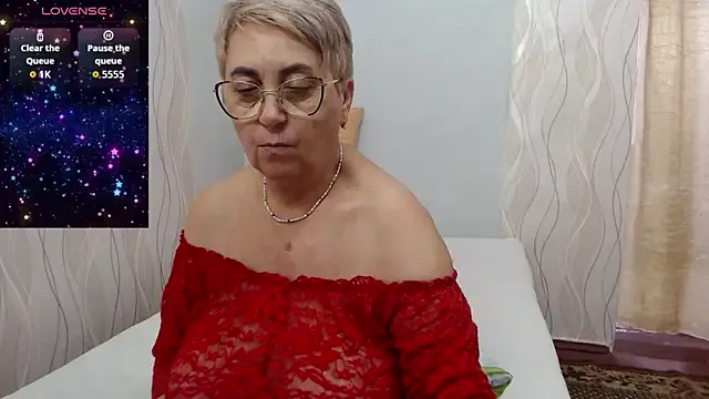 AmyBelmontt – webcam model profile photo Image 12