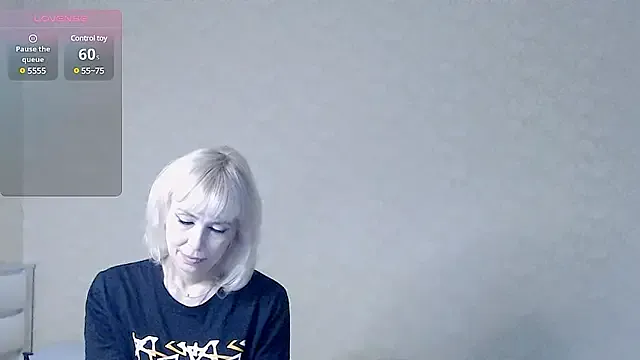 SusiLopez – webcam model profile photo Image 3