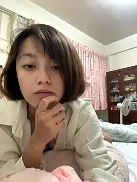 GreciaMorgan – webcam model profile photo Image 3