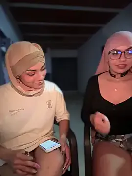 NinaFontana – webcam model profile photo Image 16