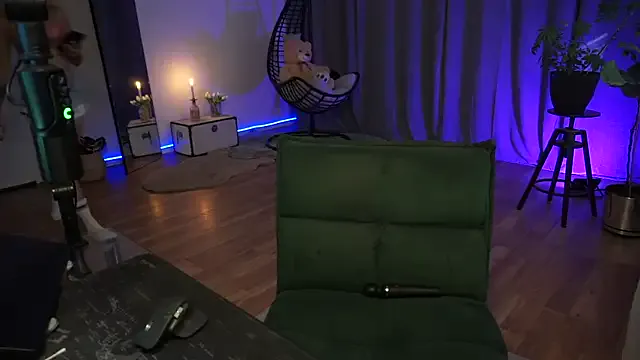 KaraNoir – webcam model profile photo Image 16