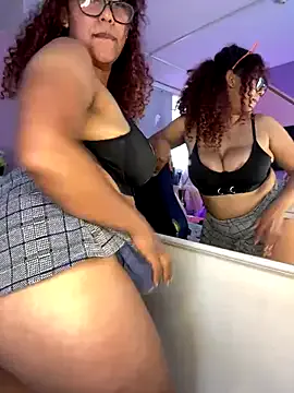 SkyLumen – webcam model profile photo Image 11