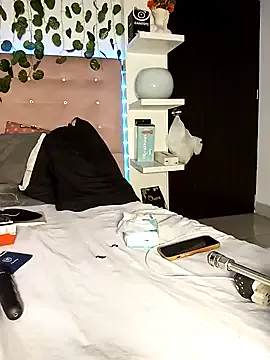 PaolaFalkon – webcam model profile photo Image 14