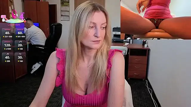 AbrilSilva – webcam model profile photo Image 6