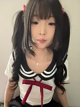 AlannaWeest – webcam model profile photo Image 17