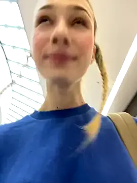 XStormy – webcam model profile photo Image 17