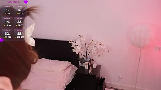 JadeRusell – webcam model profile photo Image 7