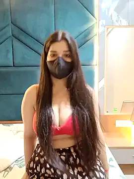 RosieFernandez – webcam model profile photo Image 2