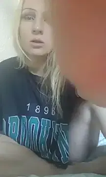 NoaMarin – webcam model profile photo Image 16