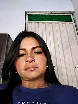 IrisWain – webcam model profile photo Image 19