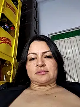 IrisWain – webcam model profile photo Image 3