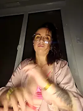 AvaMaddisson – webcam model profile photo Image 15