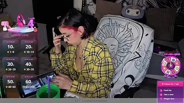 CheerryX – webcam model profile photo Image 3