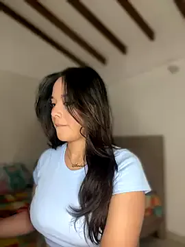 EmmaEboney – webcam model profile photo Image 12